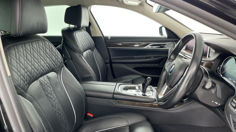 BMW 7 Series 740e Exclusive 4dr Auto Saloon